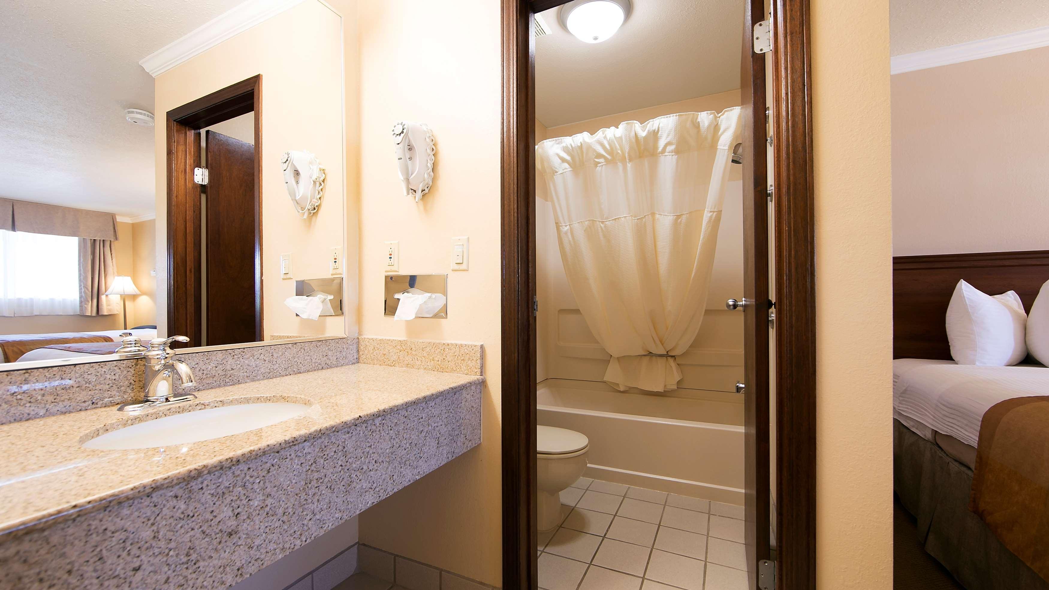 Best Western Clermont Cherry Grove Exterior photo