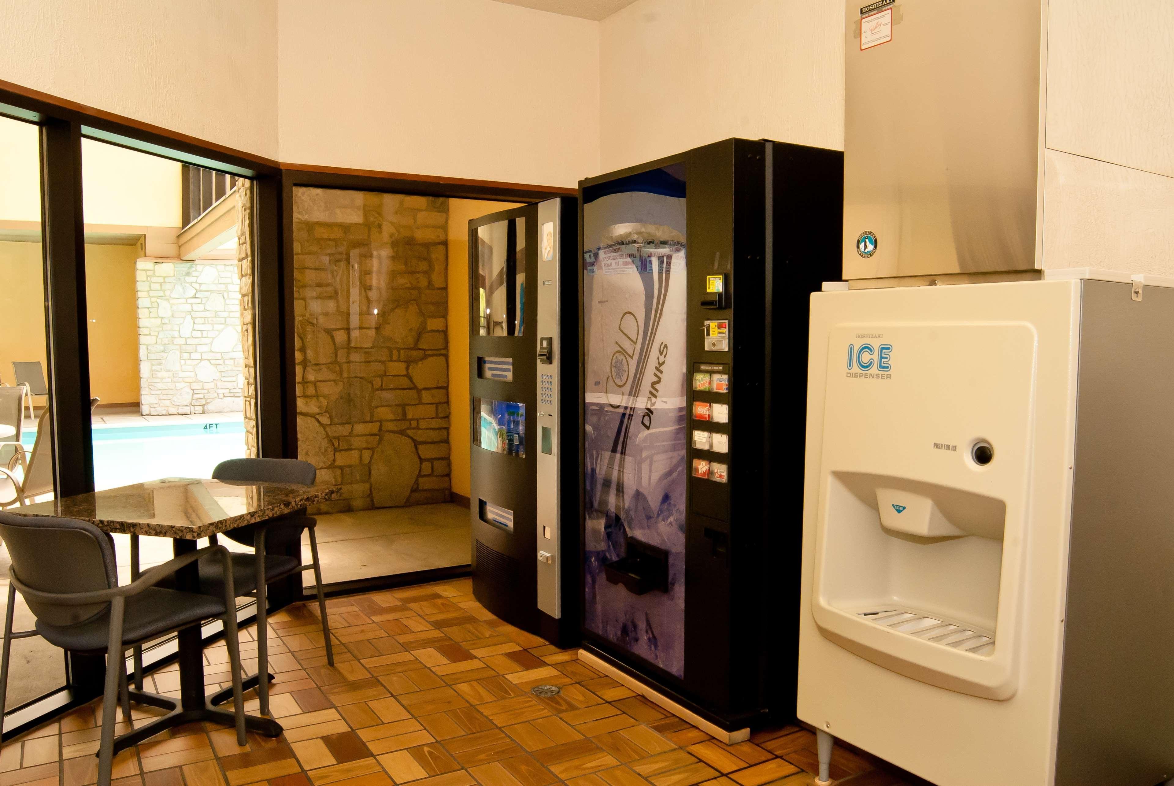 Best Western Clermont Cherry Grove Exterior photo