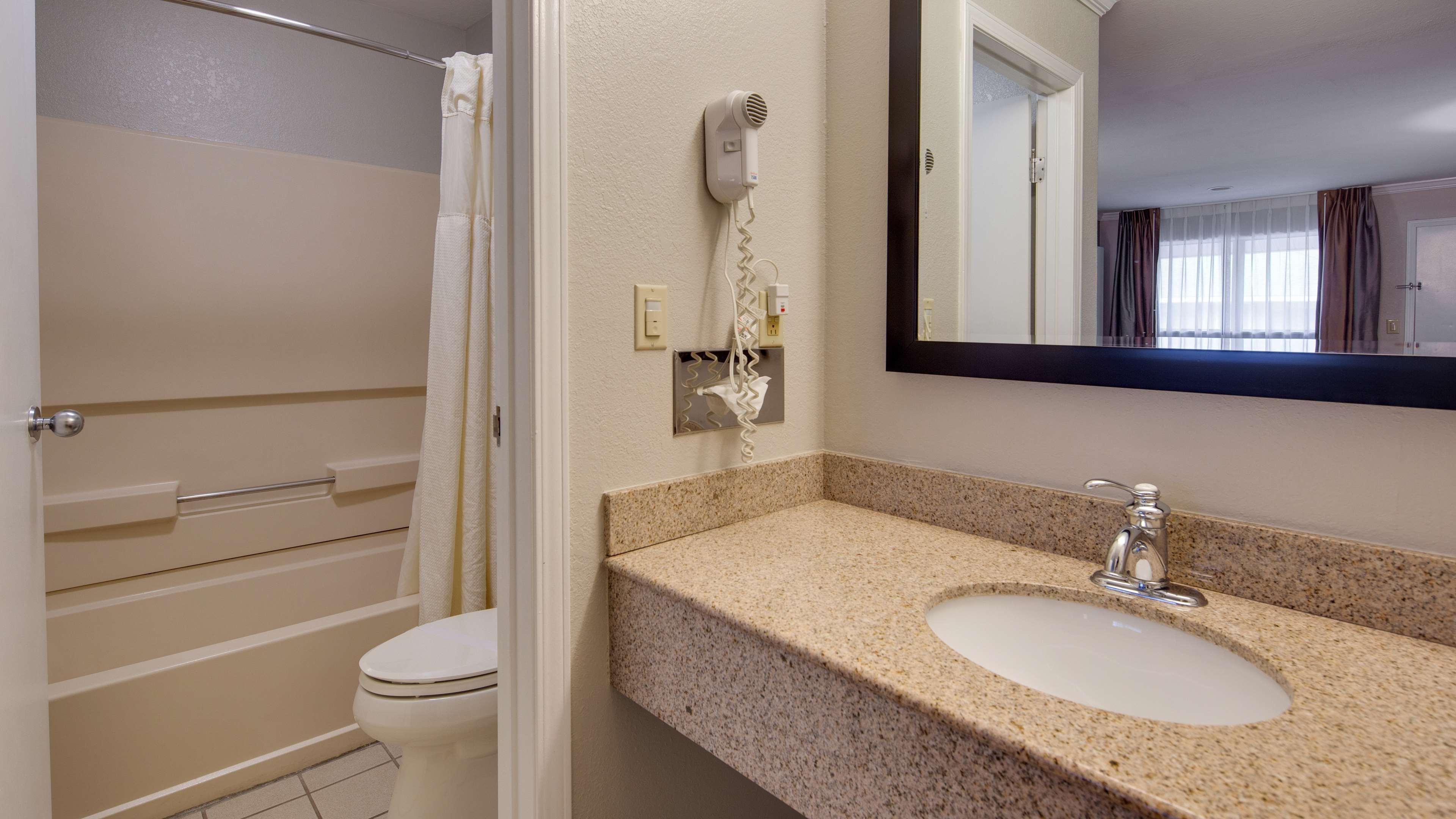 Best Western Clermont Cherry Grove Exterior photo